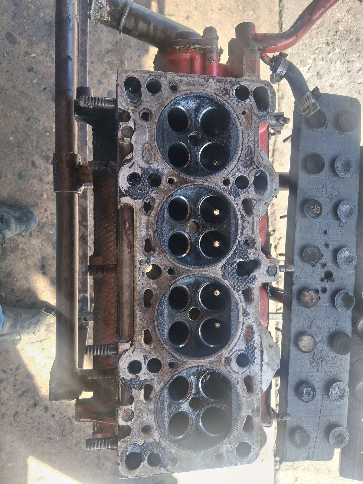 Reparación de cámara para autos en El Cantón, Barinas - cámara de motor a gasolina 16 válvulas con carbonilla